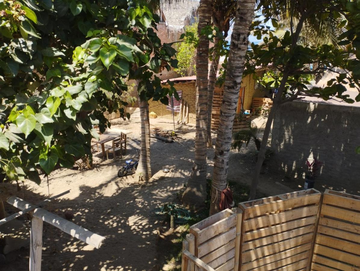 Los Almendros De Манкора Номер фото